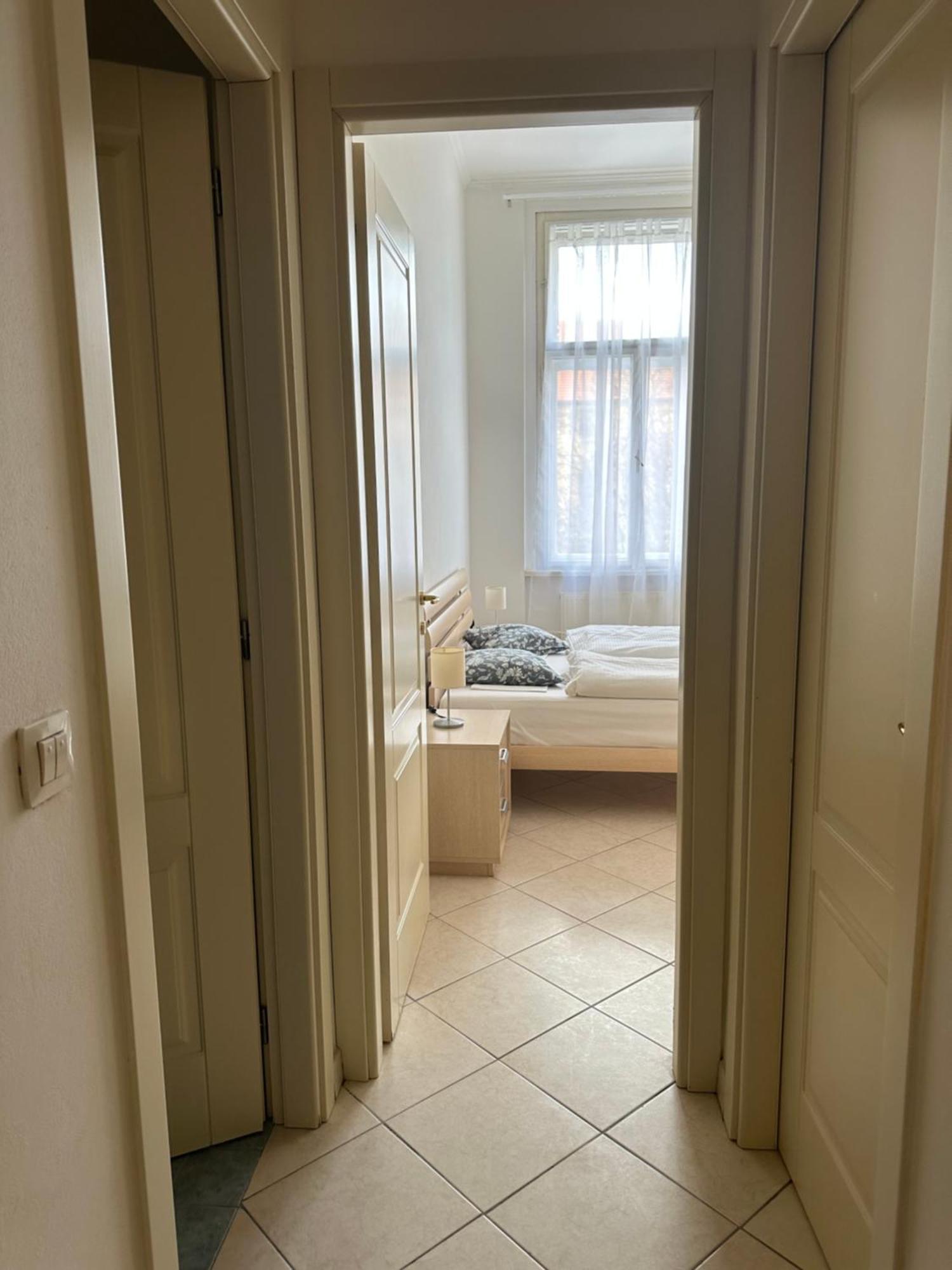 Tyrsova Centre Apartamento *
